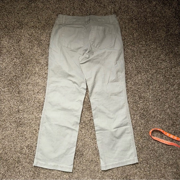 Like new Women’s Columbia bottoms size 8 - Picture 7 of 7